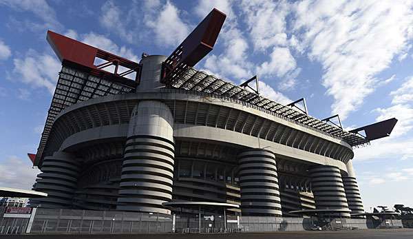 Wurde 1980 in Guiseppe-Meazza-Stadion umbenannt: Der Mailänder Fußballtempel San Siro.