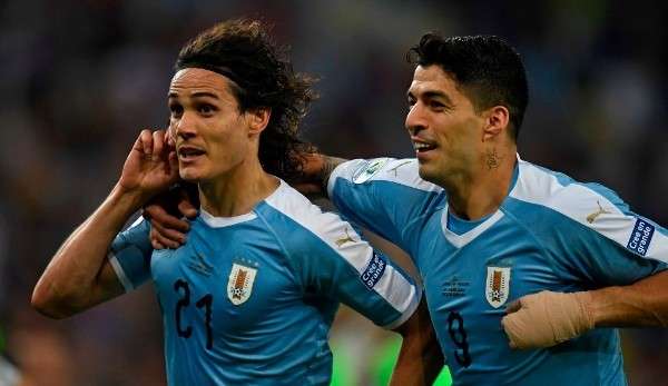 Edinson Cavani erzielte den entscheidenden Treffer für Uruguay gegen Chile.