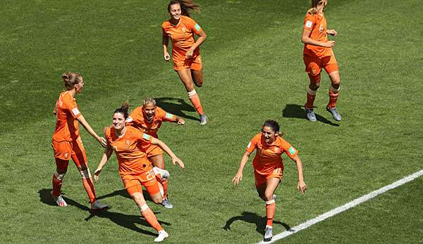 Die niederländische Nationalmannschaft ist im Frauen-WM-Achtelfinale gegen Japan Favorit.