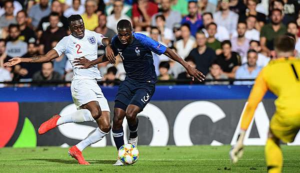 Manchester United hat laut Medienberichten den Rechtsverteidiger Aaron Wan-Bissaka verpflichtet. 