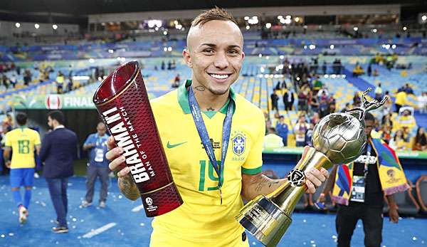 Everton wurde bei der Copa America Torschützenkönig und zum besten Spieler des Turniers gewählt.