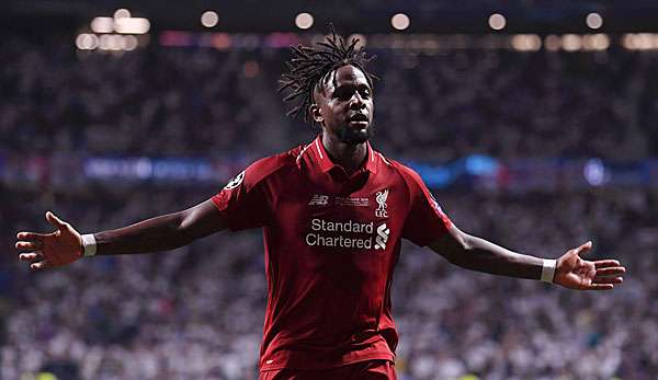 Divock Origi bleibt langfristig beim FC Liverpool.