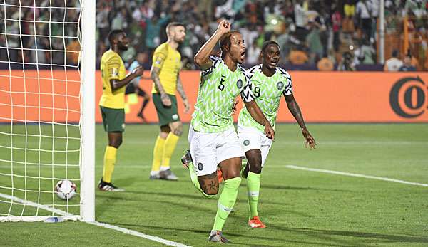 Der deutsche Trainer Gernot Rohr hat mit Nigeria beim Afrika-Cup in Ägypten das Halbfinale erreicht. 