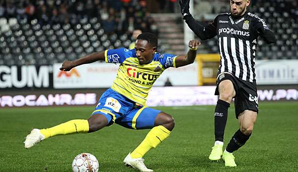 Nana Ampomah traf in der abgelaufenen Saison sieben Mal für Waasland-Beveren in der ersten belgischen Liga.