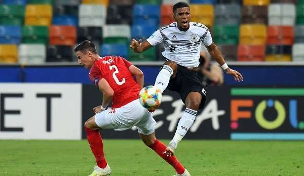 Benjamin Henrichs vom AS Monaco war bei der U21 für Deutschland im Einsatz.