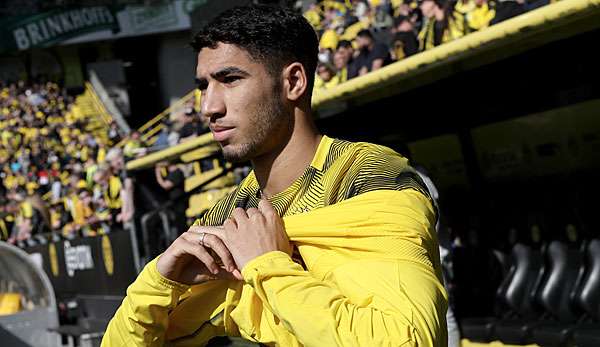 Achraf Hakimi wird laut Madrids Trainer Zinedine Zidane ein weiteres Jahr in Dortmund bleiben.