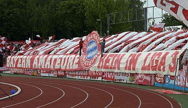 3. Liga heute LIVE: Wann und wo läuft FC Bayern München II - Viktoria Köln im TV und Stream?