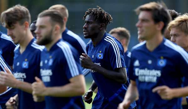 Bakery Jatta (M.) trainierte am Donnerstag ganz normal mit der Mannschaft.