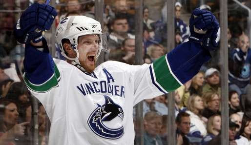 Daniel Sedin erzielte gegen die Maple Leafs seine Saisontreffer 15 und 16