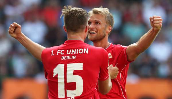 Erstes Bundesliga-Tor in der Geschichte Union Berlins: Sebastian Andersson (r.) jubelt.