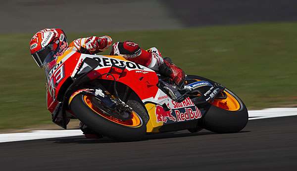 Marc Marquez startet in Silverstone von der Pole Position ins Rennen.