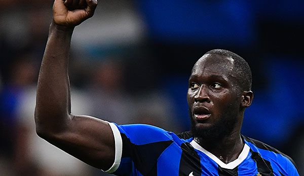 Serie A Romelu Lukaku Trifft Zum Einstand Inter Tabellenf Hrer Spox