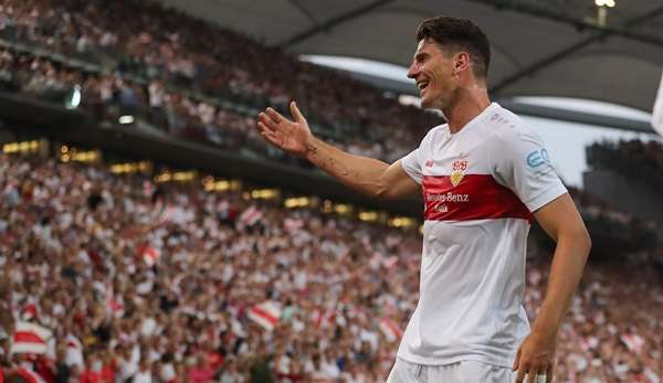 Mario Gomez und dr VfB Stuttgart wollen den Anschluss zur Tabellenspitze halten. 