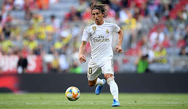 Luka Modric bleibt vorerst bei Real Madrid.