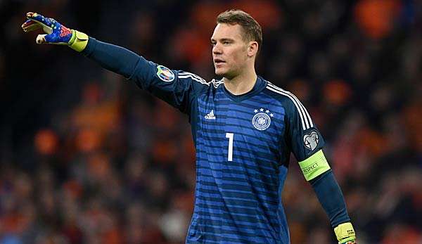 Manuel Neuer will gegen die Niederlande den vierten Sieg im vierten Spiel der EM-Quali einfahren.