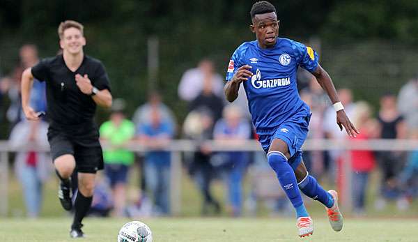 Rabbi Matondo wechselte in der Winterpause von Manchester City zu Schalke 04.