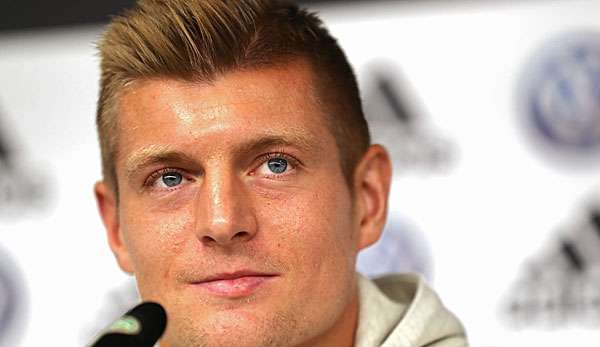 Toni Kroos trifft am Freitag mit dem DFB-Team auf die Niederlande.