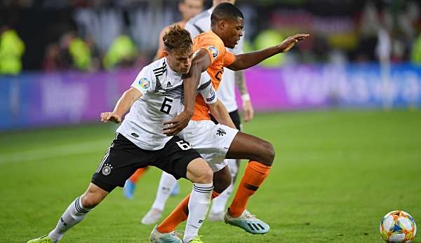 Den Zuschauern im Hamburger Volksparkstadion bot sich ein heißer Kampf.