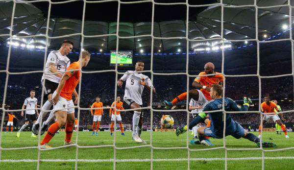 Gegen die Niederlande hat Deutschland mit 2:4 verloren.