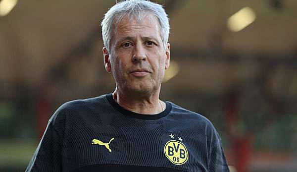 Lucien Favre wird auf zwei etatmäßige Torhüter verzichten müssen. 