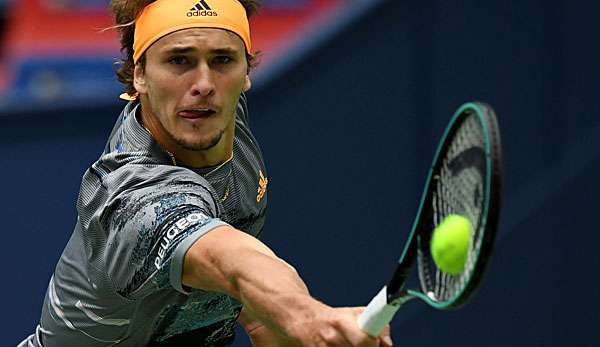 Alexander Zverev steht im Achtelfinale von Shanghai.