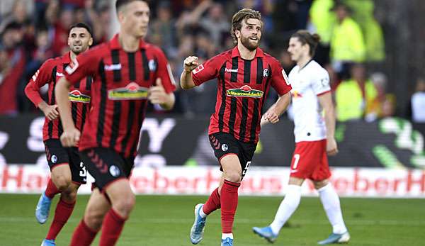 Lucas Höler bejubelt seinen Treffer zum 1:0.