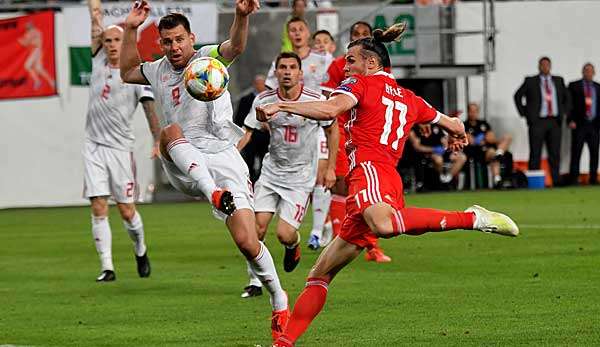 Wales und Ungarn kämpfen heute direkt um die EM-Qualifikation.