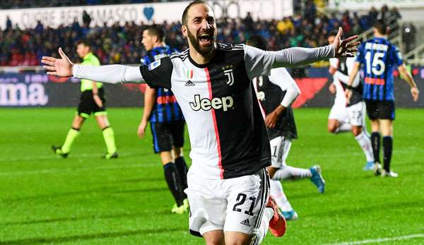 Gonzalo Higuain erzielte beim 3:1-Sieg von Juventus gegen Atalanta zwei Treffer.