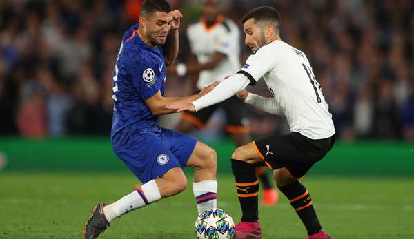 Das Hinspiel gewann Valencia an der Stamford Bridge knapp mit 1:0.