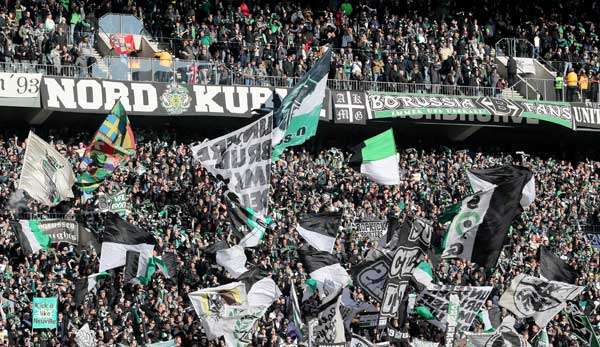 Die Fans von Borussia Mönchengladbach hoffen auf eine Revance für das Hinspiel.