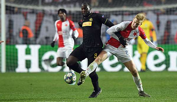 Romelu Lukaku vernahm in Prag rassistische Gesänge gegen ihn.