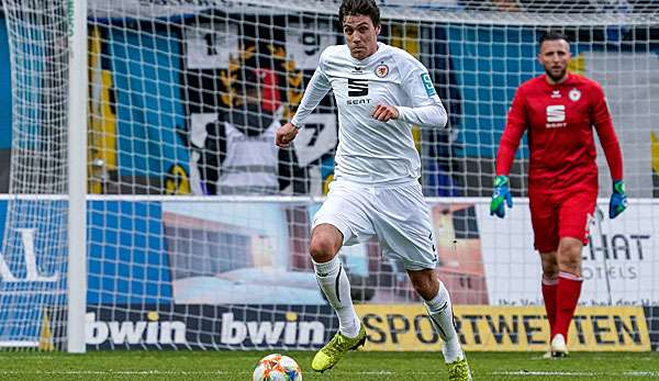 Bei Waldhof Mannheim kam die Eintracht nicht über ein 0:0 hinaus.