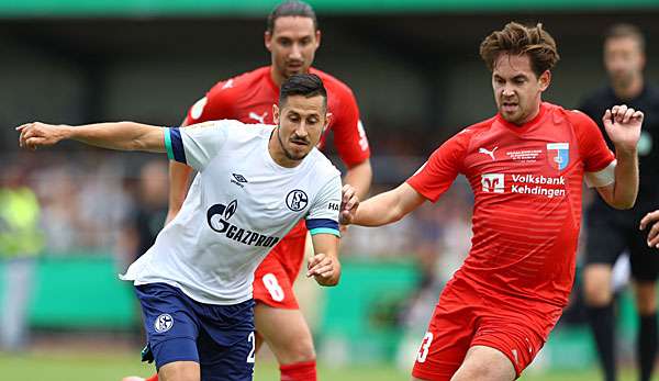 Angeblich sind vier deutsche Vereine an einer Verpflichtung von Steven Skrzybski vom FC Schalke 04 interessiert. 