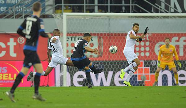 Der SC Paderborn empfängt Eintracht Frankfurt.