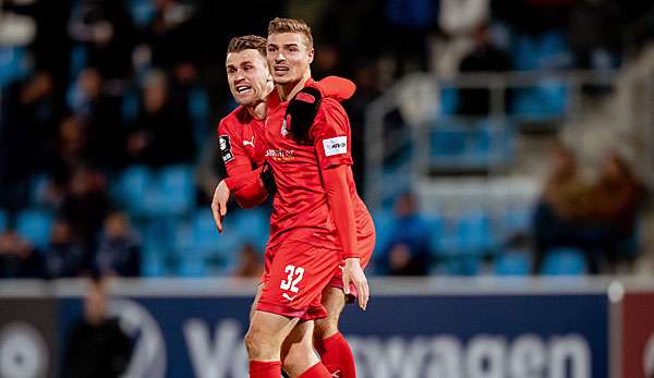 Der FSV Zwickau um Nils Miatke und Elias Huth hat sich zum 30. Vereinsjubiläum die SG Dynamo Dresden eingeladen.