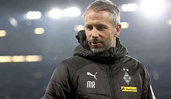 Lässt auch mal Fünfe gerade sein: Gladbach-Trainer Marco Rose gab seinen Spielern nach dem Sieg gegen Mainz 05 einen kuriosen Feierbefehl.