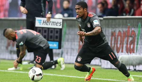 Douglas Costa spielte von 2015 bis 2017 bei den Bayern und wurde in dieser Zeit zweimal Meister.