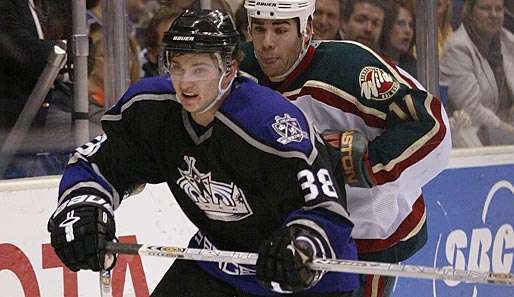 Denis Grebeschkow (l.) begann seine Profikarriere 2001 in Russland bei Lokomotiv Yaroslavl