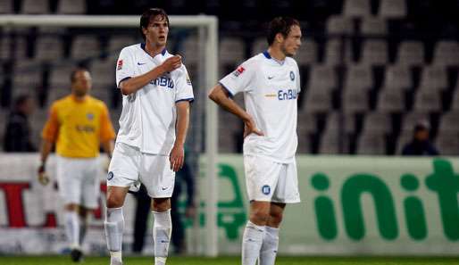 Gewohntes Bild im Karlsruher Wildparkstadion: Sebastian Langkamp und Michael Mutzel (r.)