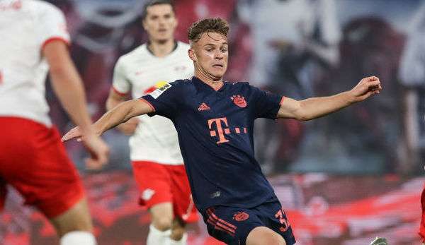 Der FC Bayern bekommt es am Sonntag mit RB Leipzig zu tun.