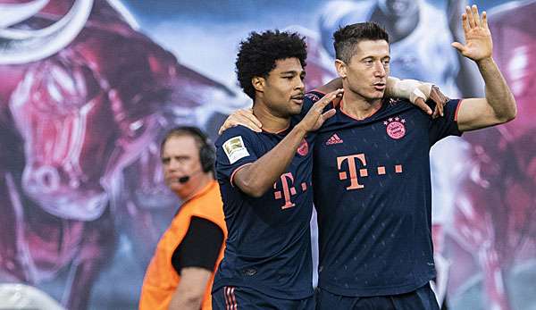 Der FC Bayern trifft im Topspiel auf RB Leipzig.