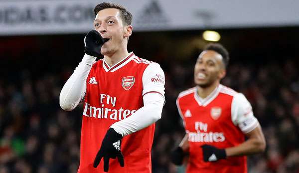 Mesut Özil gelang gegen Newcastle sein erstes Tor in der Premier League nach 301-tägiger Durststrecke.