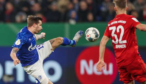 Guido Burgstaller vergab eine Großchance für Schalke - Kimmich machte es später besser.