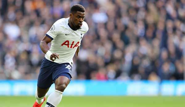 Serge Aurier trifft mit den Spurs auf Norwich.