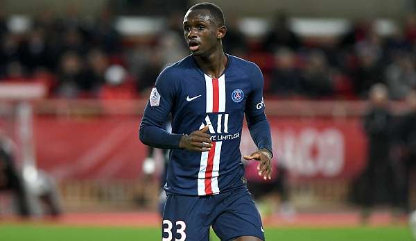 Tanguy Kouassi steht offenbat vor einem Wechsel zu RB Leipzig.