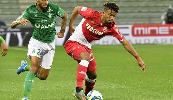 Benjamin Henrichs von der AS Monaco bedauert es, dass die Stadien in Frankreich im Vergleich zur Bundesliga so schlecht besucht sind.