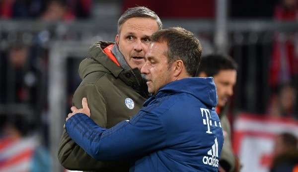 Bayern Coach Hansi Flick mit Experte Dieter Hamann.