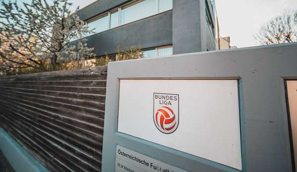 Ähnlich wie in Deutschland deutet sich auch im österreichischen Fußball trotz anhaltender Corona-Pandemie die Fortsetzung der unterbrochenen Bundesligasaison an.