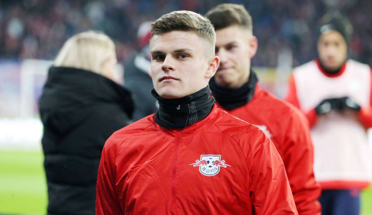 Fabrice Hartmann trainiert bei den Profis mit.