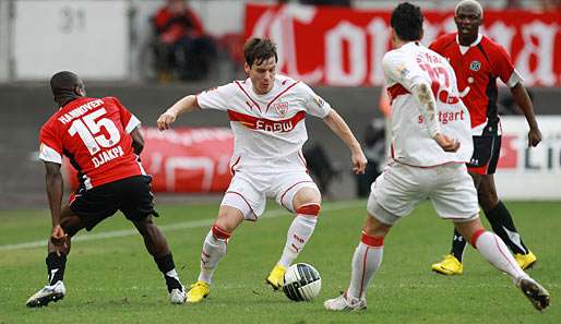 Stefano Celozzi (2. v. l.) wechselte im Sommer 2009 vom KSC nach Stuttgart